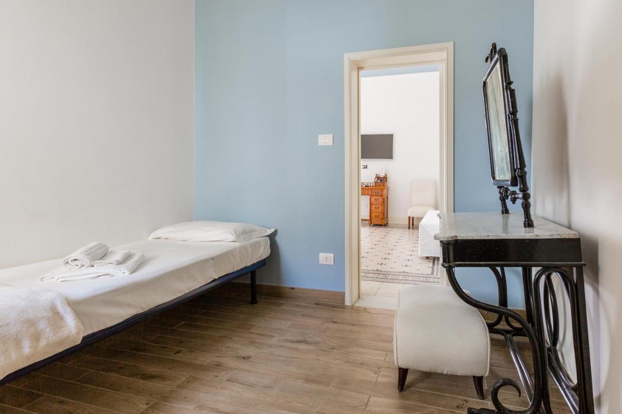 Palazzo Montalbano Bed and Breakfast Scicli Exteriör bild