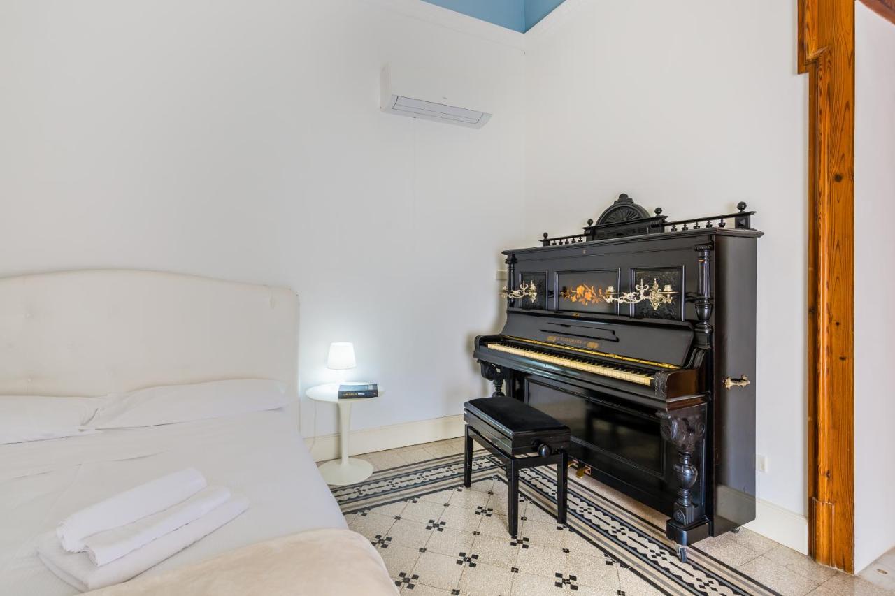 Palazzo Montalbano Bed and Breakfast Scicli Exteriör bild
