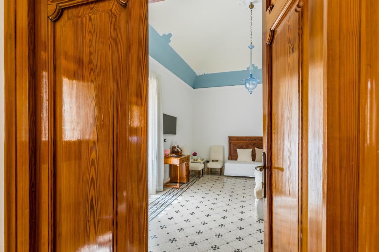 Palazzo Montalbano Bed and Breakfast Scicli Exteriör bild